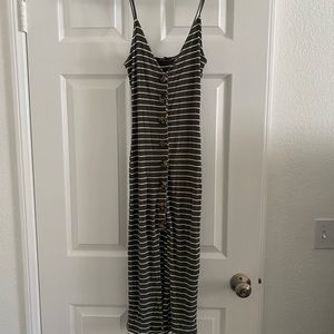 Olive White Striped Sleeveless Button Tight Dress